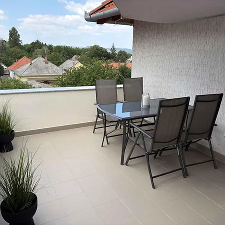 With Pool In 58341 Apartman Balatonföldvár
